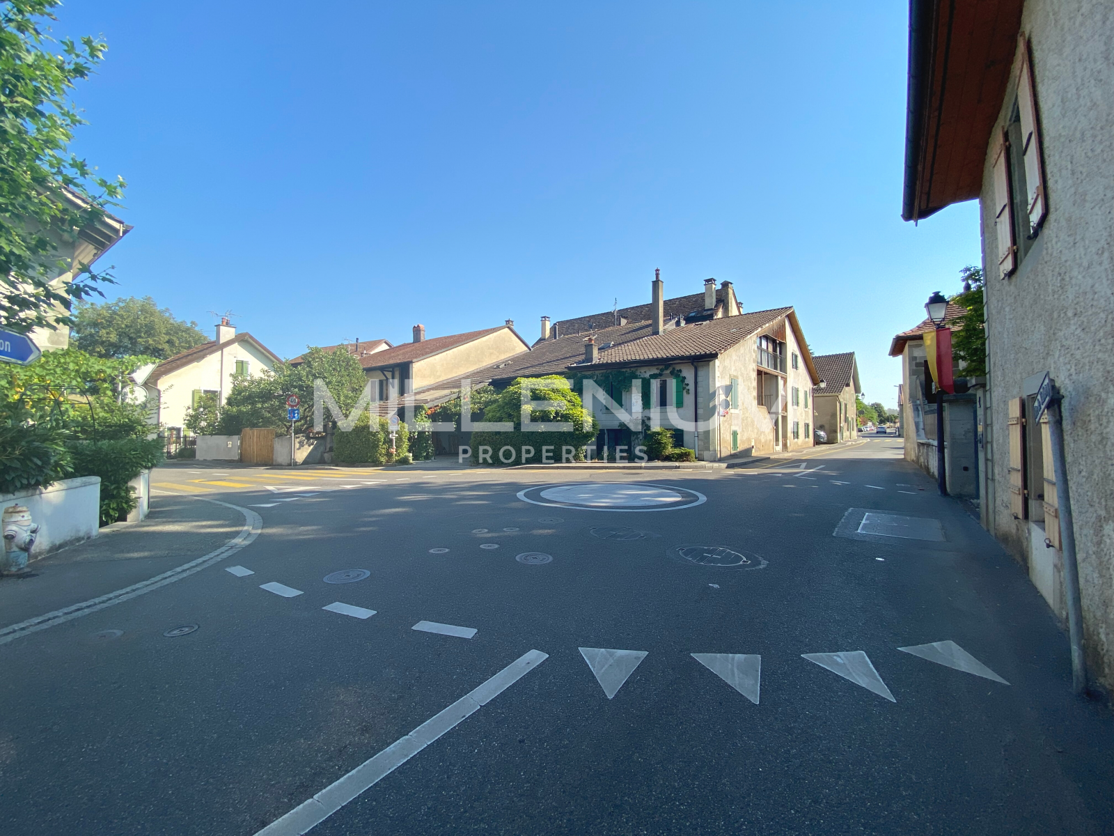 rond-point-chancy-village-geneve.png